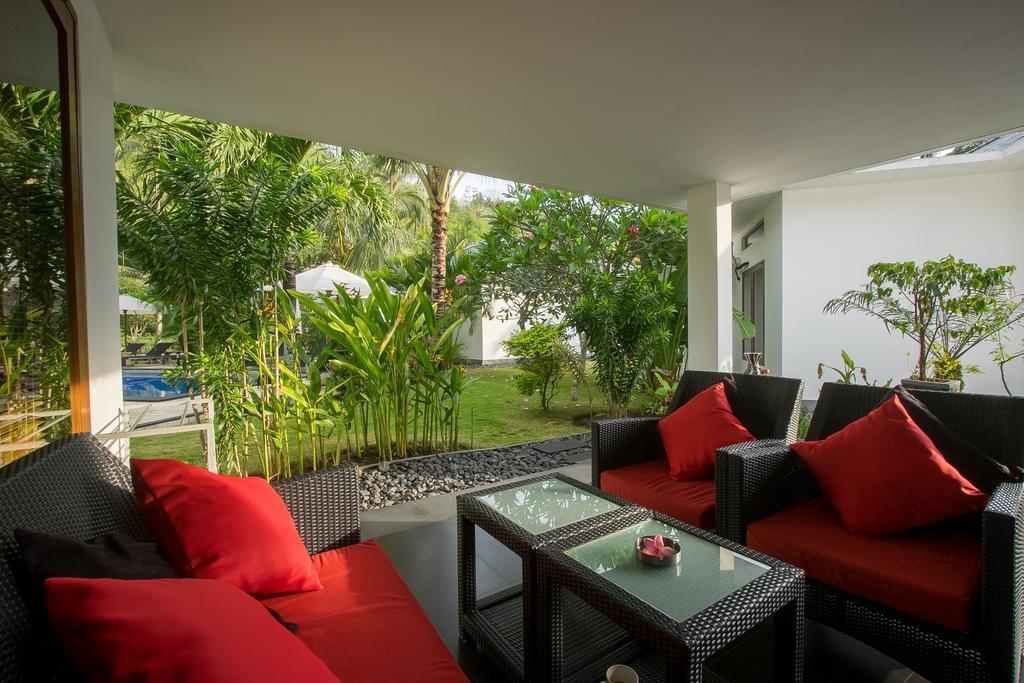 Dream Estate Resort Senggigi Exterior photo