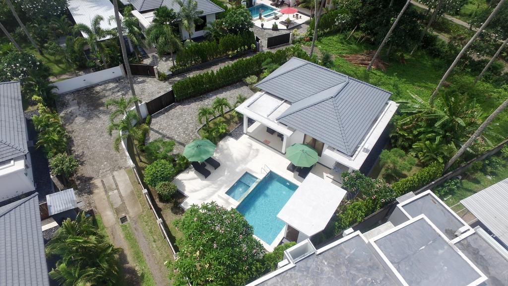 Dream Estate Resort Senggigi Exterior photo