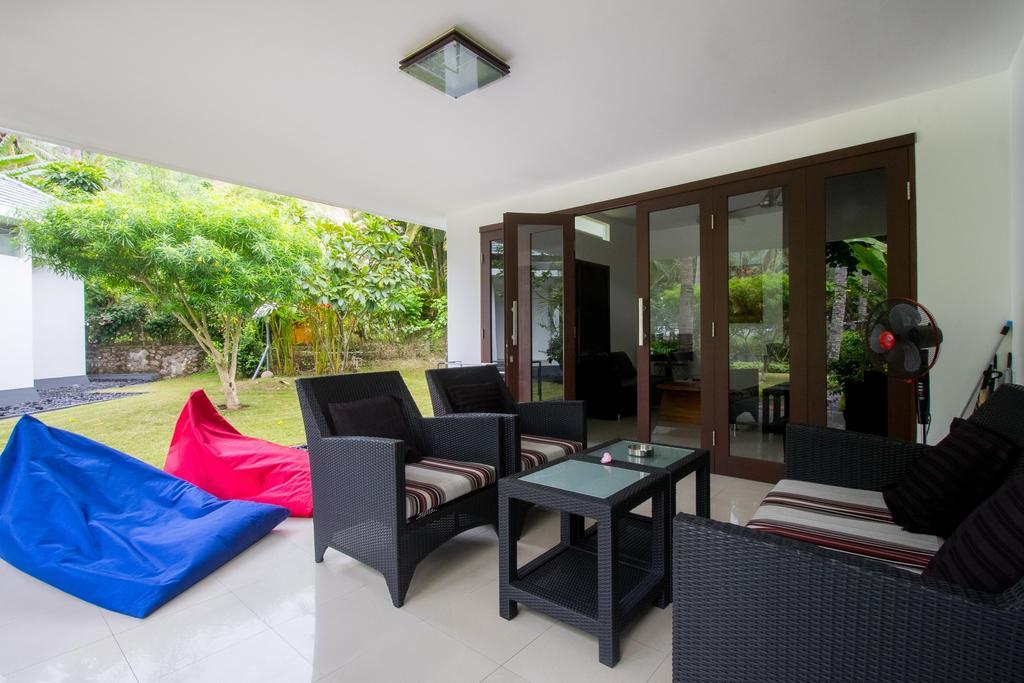 Dream Estate Resort Senggigi Exterior photo